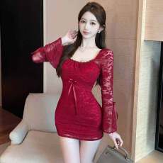 批发气质显瘦喇叭长袖<b class='q'>蕾丝</b>连衣裙女秋冬季名媛性感纯欲收腰紧身包臀裙