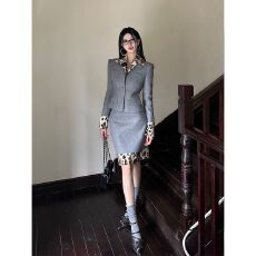 批发气质韩系高级感豹纹西装毛呢外套女2024冬季新款<b class='q'>包臀</b><b class='q'>半身裙</b>两件套