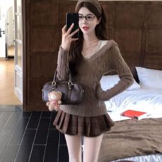 批发2026秋季新款韩版时尚百搭长袖针织衫毛衣女显瘦半身裙两件套套装
