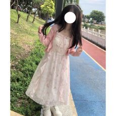 批发快手网红<b class='q'>同款</b>防晒开衫外套+温柔风荷叶边碎花吊带<b class='q'>连衣裙</b>两件套夏