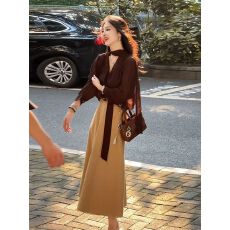 批发大方得体一整套装2026春秋新款通勤气质<b class='q'>宽松</b>飘带显瘦上衣半裙女装