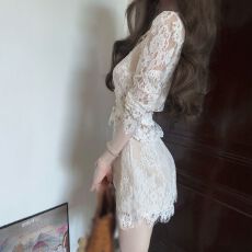 批发白色法式<b class='q'>套装</b>女春季轻奢名媛纯欲内搭长袖蕾丝上衣配短裙两件<b class='q'>套装</b>