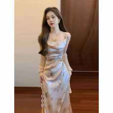 批发<b class='q'>大码</b>胖mm夏季新款复古时尚气质茶歇印花连衣裙显瘦修身开衫两件套