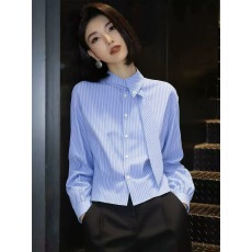 批发设计感翻领<b class='q'>长袖</b><b class='q'>衬衫</b>2026早春新款时尚显瘦气质上衣小衫<b class='q'>衬衣</b>