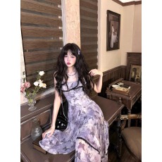 批发法式复古蝴蝶碎花<b class='q'>吊带</b>仙女连衣裙女夏季新款气质收腰显瘦网纱长裙