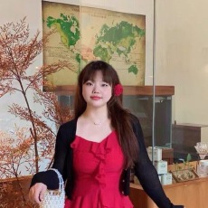 批发法式绝美不规则荷叶边红色<b class='q'>吊带</b><b class='q'>连衣裙</b>女夏海边度假氛围感气质长裙