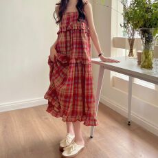 批发韩版ins高级感格子睡衣女夏季2026新款宽松甜美蛋糕家居吊带睡裙