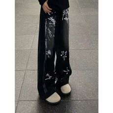 批发涂鸦直筒<b class='q'>牛仔裤</b>潮流秋季百搭阔腿裤小众设计水洗美式<b class='q'>牛仔裤</b><b class='q'>男</b>款