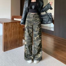 批发实拍实价~迷彩工装裤宽松显瘦牛仔裤女<b class='q'>秋</b>季休闲阔腿直筒裤长裤子