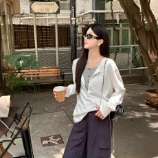批发【雪花棉+色织条纹】假两件拼接<b class='q'>长袖</b><b class='q'>T</b><b class='q'>恤</b>2026早秋半开领小香风上衣