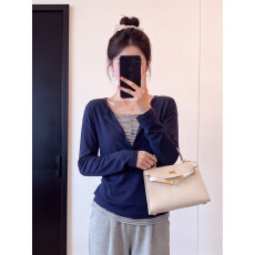 批发【雪花棉+色织条纹】假两件拼接<b class='q'>长袖</b><b class='q'>T</b><b class='q'>恤</b>2026早秋半开领小香风上衣