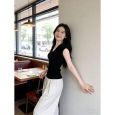 批发v领<b class='q'>打底衫</b>正肩短袖t恤女2026新款夏季修身气质独特漂亮小飞袖上衣