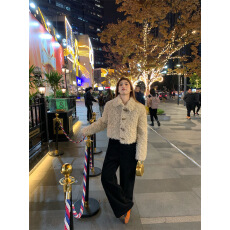 批发羊羔毛外套女2025冬季加厚皮草短款环保皮草牛角扣泰迪卷毛毛上衣