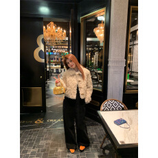批发羊羔毛外套女2025冬季加厚皮草短款环保皮草牛角扣泰迪卷毛毛上衣