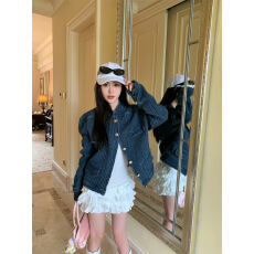 批发高级感气质小香风牛仔外套女秋季短款小众设计感立领蓝色夹克上衣