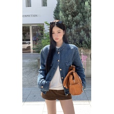 批发高级感气质小香风牛仔外套女秋季短款小众设计感立领蓝色夹克上衣