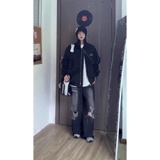 批发美式<b class='q'>街头</b>棒球服外套男女春秋设计感宽松情侣不规则铁标飞行员夹克