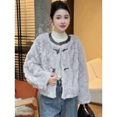 批发小香风皮毛一体短款毛毛外套女秋<b class='q'>冬</b>季2025新款时尚年轻款貂绒皮草