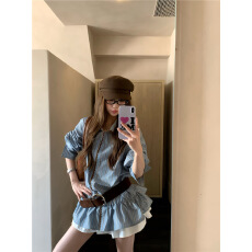 批发韩系设计感撞色<b class='q'>条纹</b>长袖衬衫上衣女秋冬小众别致宽松气质衬衣外套