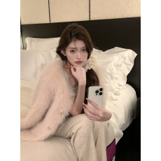 批发皮草女款2025新款可爱小清新粉色毛毛外套女冬季高级感毛茸茸上衣