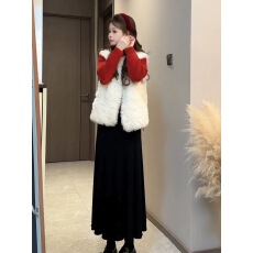 批发温柔风甜美羊羔毛马甲背心女冬季叠穿毛绒绒软糯宽松学院风外套