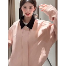批发甜美风粉色翻领休闲夹克上衣女早秋小众设计感宽松美式棒球服外套