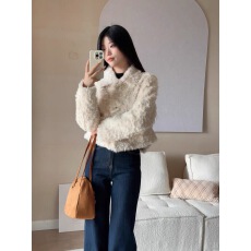 批发冬日童话新款白色羊羔毛外套女<b class='q'>短款</b>牛角扣环保<b class='q'>皮草</b>小个子加厚加棉