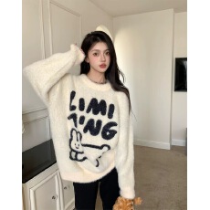 批发2024秋冬季新款卡通可爱小兔软糯<b class='q'>毛衣</b>女学生宽松圆领加厚针织上衣