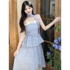 批发法式度假格子<b class='q'>套装</b>女夏季2025新款立体花朵吊带不规则半身裙两件套