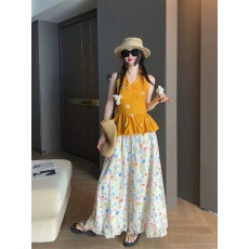 批发法式甜美V领印花蝴蝶结挂脖背心女夏天薄款设计感花苞下摆上衣女