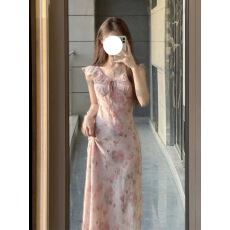 批发法式粉色碎花吊带连衣裙女夏季新款海边度假风气质收腰显瘦长裙子