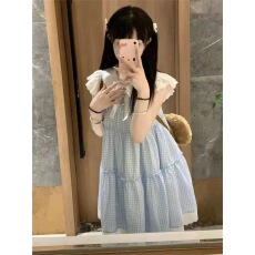 批发蓝色格子小飞袖娃娃领连衣裙女夏季2026新款小个子可爱甜美初恋裙