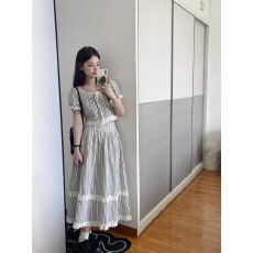 批发夏季女<b class='q'>装</b>时尚套<b class='q'>装</b>独特别致条纹上衣a字半身裙子慵懒风一整套穿搭