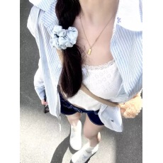 批发蓝白条纹蝴蝶结印花<b class='q'>衬衫</b>女春秋夏季<b class='q'>韩版</b>宽松慵懒休闲长袖<b class='q'>衬衣</b>