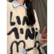 批发2024秋冬季新款卡通可爱小兔软糯毛衣女学生宽松圆领加厚针织上衣