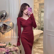 批发已出货 V领挂脖针织<b class='q'>连衣裙</b>秋冬季女中长款收腰长裙修身包臀裙子