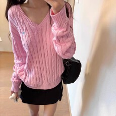批发已出货 韩系粉色V领麻花毛衣女秋<b class='q'>冬</b>2025年新款温柔针织衫上衣