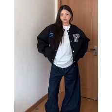 批发已出货 迷宫格民族风贴布<b class='q'>棒球</b>服2025春秋高级感百搭情侣开春外套