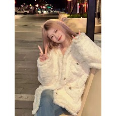 批发已出货 仿皮草小香风羊羔毛外套女<b class='q'>秋</b>冬高级感加厚宽松呢子大衣