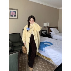 批发已出货 羊羔毛外套女冬季中长款牛角扣韩系皮草撞色大衣毛毛外套