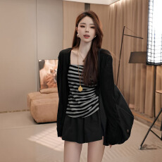 批发已出货 原版布料 秋季新款清新休闲条纹吊带防晒开衫女两件套