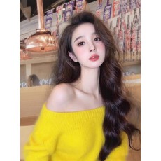 批发已出货 早秋上衣慵懒风高级小众不撞款<b class='q'>黄色</b>一字领露肩针织衫女