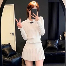 批发已出货 春季俩件套穿搭茶里茶气别致漂亮高级感超好看针织套装裙