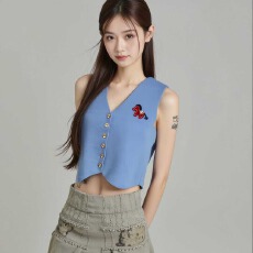 批发已出货 2026春季新款韩版法式<b class='q'>甜美</b>时尚V领小马不规则下摆背心开衫