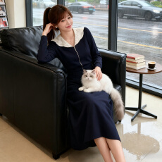 批发时尚气质减龄套装裙女秋季新款娃娃领领开衫拉链上衣中长裙两件套