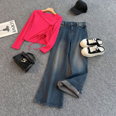 批发盐系穿搭休闲时尚套装<b class='q'>女</b>春款不规则斜肩抽绳长袖上衣牛仔裤两件套