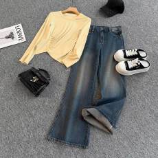 批发<b class='q'>韩版</b>时尚<b class='q'>休闲</b><b class='q'>套装</b>女春新款圆领不规则褶皱设计上衣阔腿长裤两件套