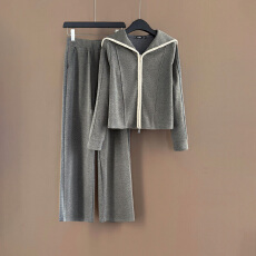 批发欧货休闲时尚套装女春款灰色<b class='q'>短款</b>双头拉链长袖<b class='q'>卫衣</b>阔腿长裤两件套