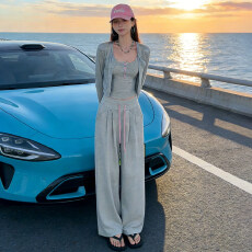 批发欧货慵懒风时尚<b class='q'>套装</b>女春季软糯短款开衫上衣内搭吊带阔腿<b class='q'>裤</b><b class='q'>三件套</b>