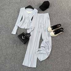 批发欧货休闲时尚套<b class='q'>装</b>女春季新款圆领拼接假两件短款上衣阔腿裤两件套